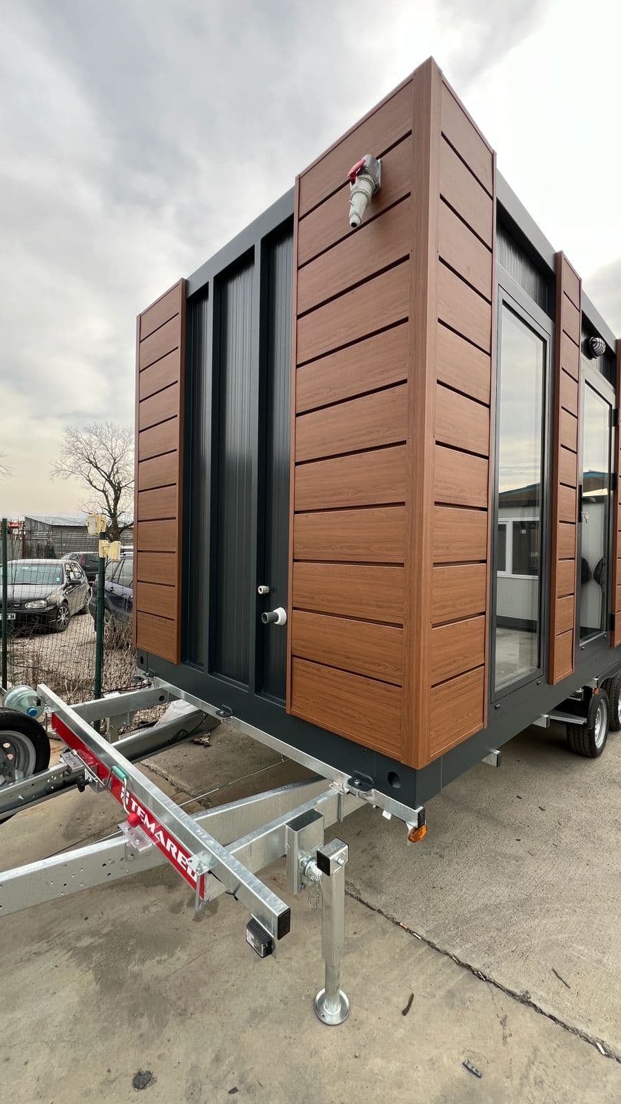 Projekt Trailer House – Mobile Tiny Home on Road-Approved Trailer — Trailer House in Workshop / Europe-wide Delivery (2024) by Aftarkis Spiti